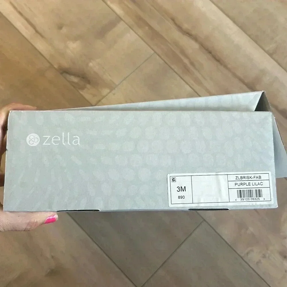 New in Box ZELLA Quilted Fleece Lined Winter Snow & Rain Boot Purple Big Kid 3
